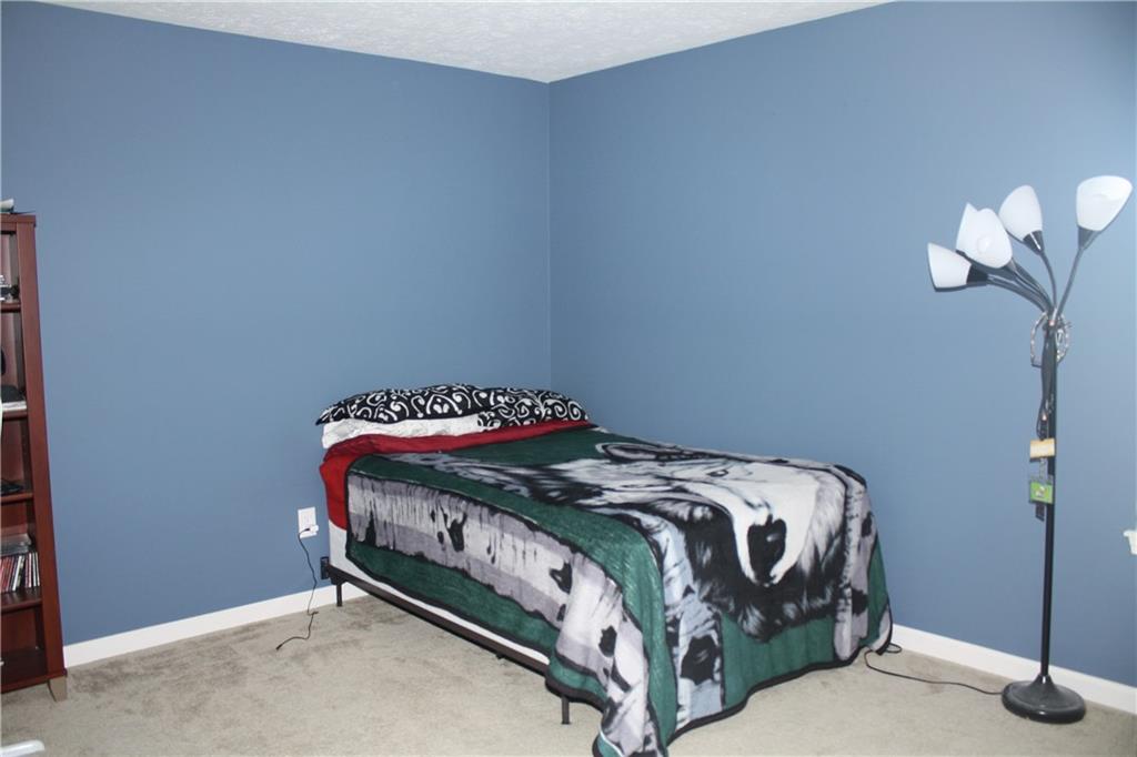 5694 Yorktown Road Plainfield, IN 46168 - Photo 15 of 21 Gallery Image 15