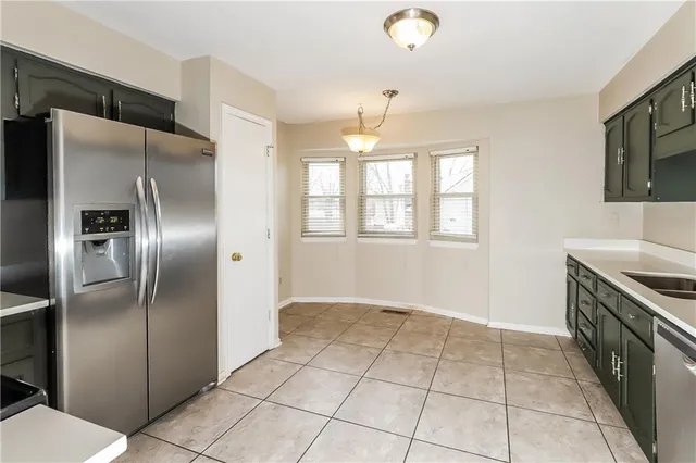 $2,275 | 6708 North Fisk Avenue, Kansas City, MO 64151