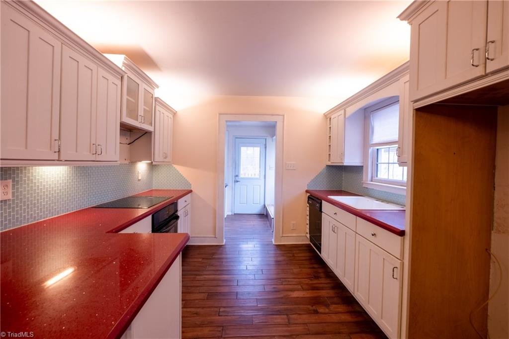 4321 Hicone Road Greensboro, NC 27405 - Photo 12 of 38