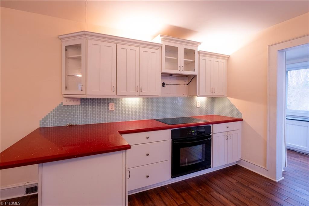 4321 Hicone Road Greensboro, NC 27405 - Photo 13 of 38