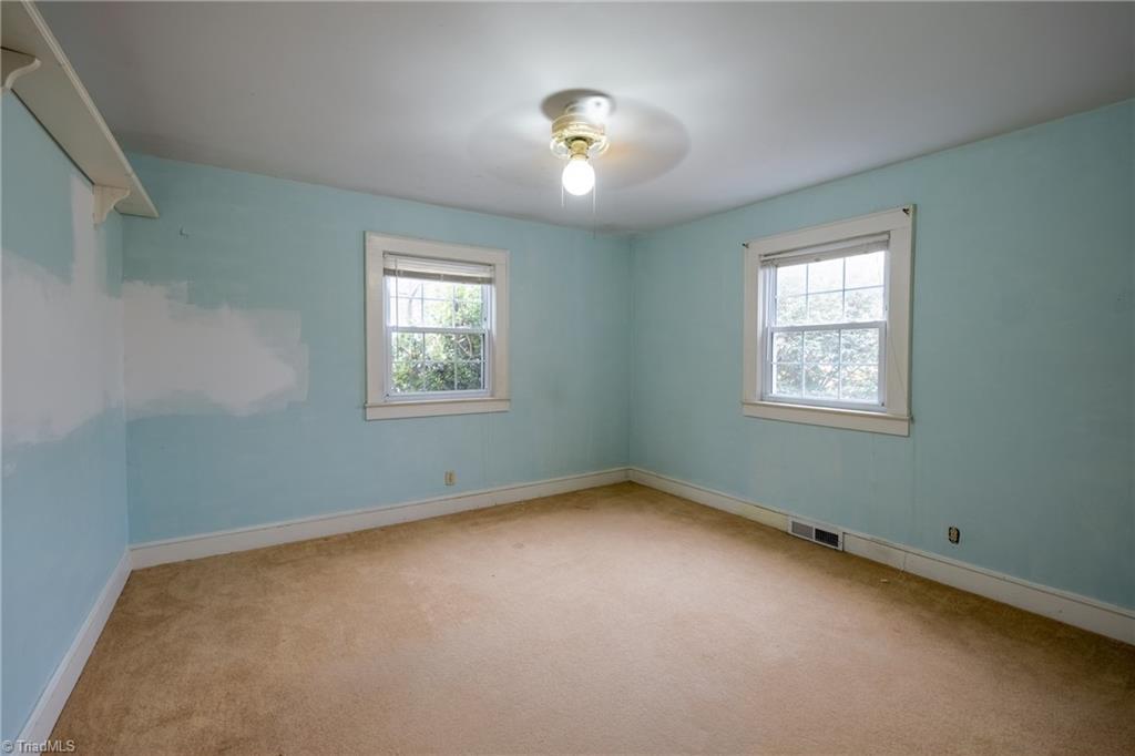 4321 Hicone Road Greensboro, NC 27405 - Photo 18 of 38