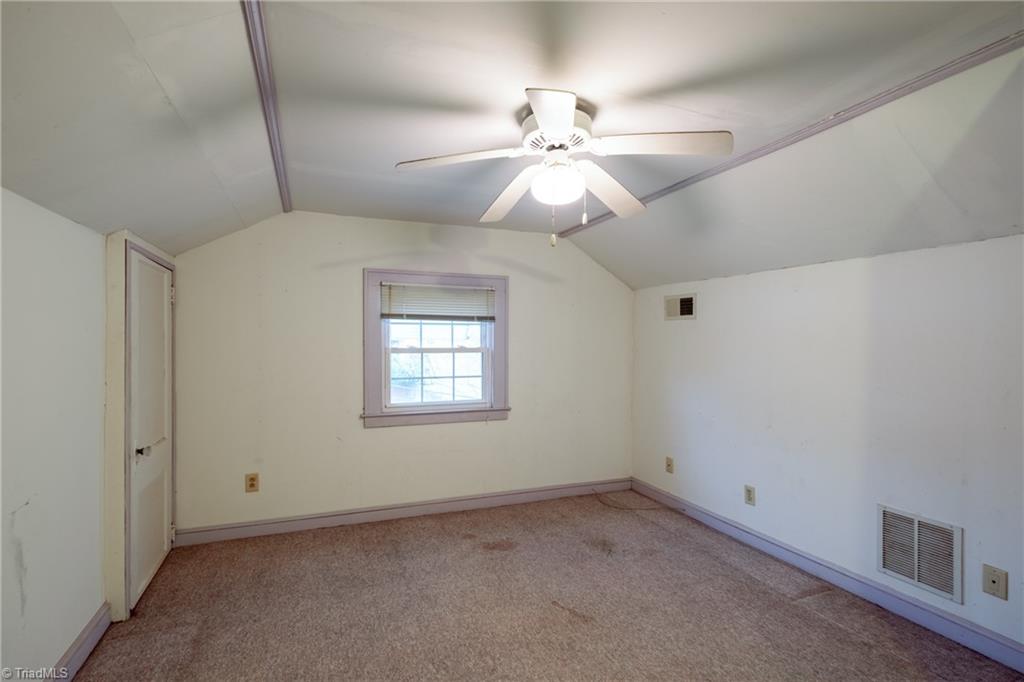 4321 Hicone Road Greensboro, NC 27405 - Photo 26 of 38