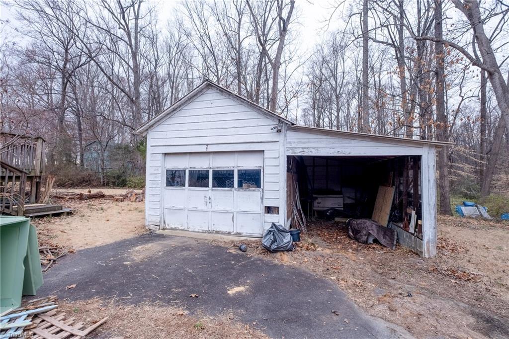 4321 Hicone Road Greensboro, NC 27405 - Photo 34 of 38