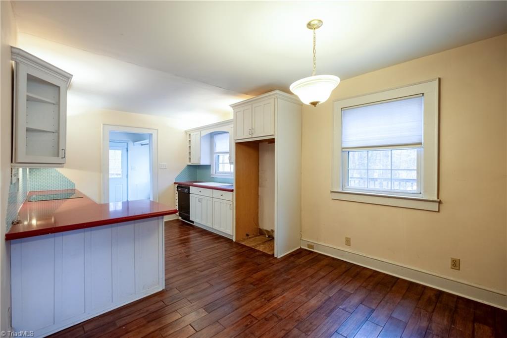 4321 Hicone Road Greensboro, NC 27405 - Photo 10 of 38