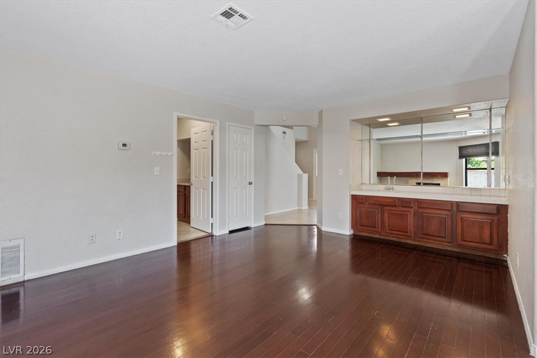 1950 Nuevo Road Henderson, NV 89014 - Photo 24 of 57