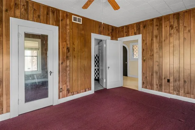 $1,900,000 | 1803 N Highway, Glen Rose, TX 76043