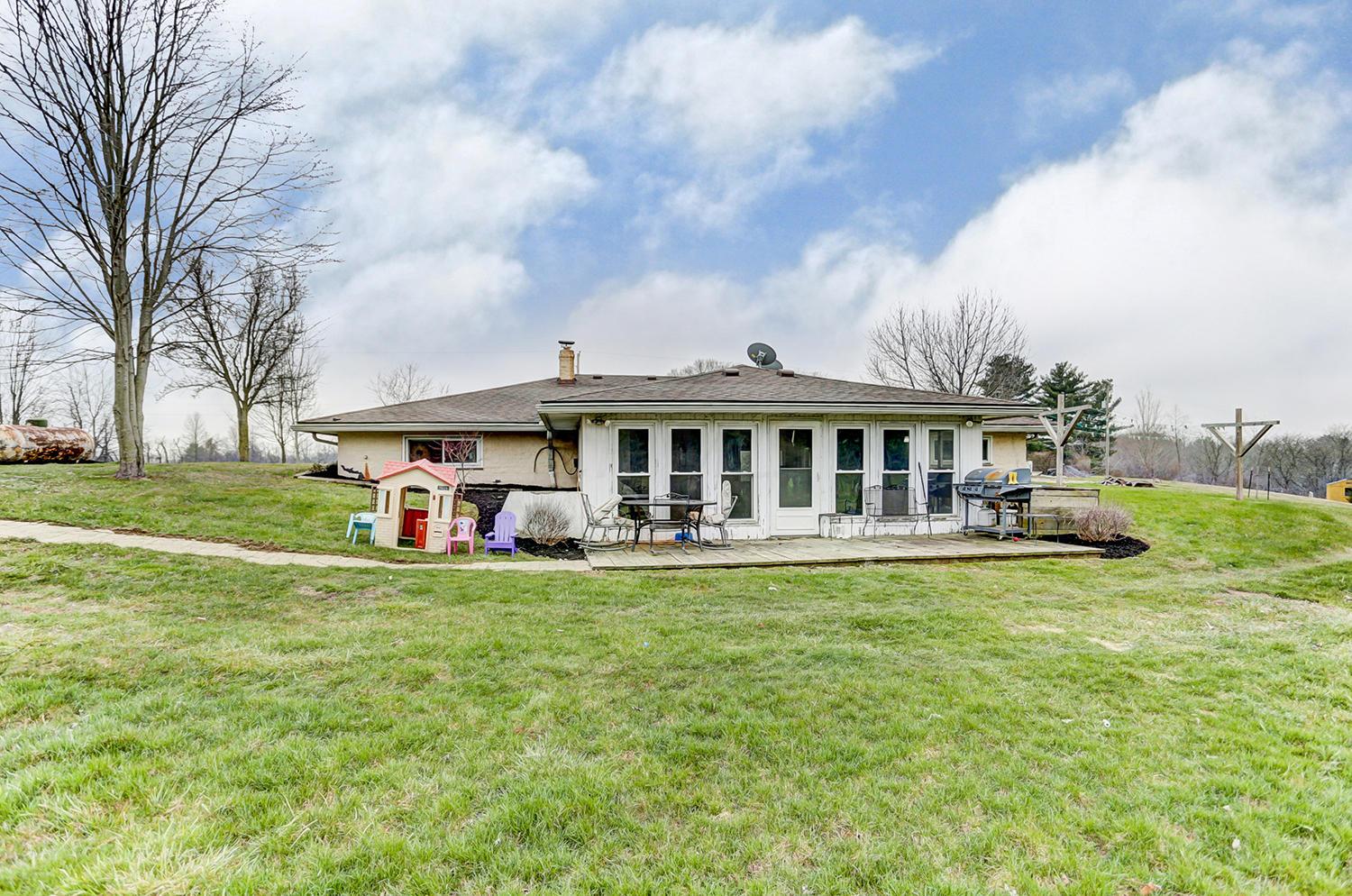 8591 Bennington Chapel Road Croton, OH 43013 - Photo 3 of 23 Gallery Image 3