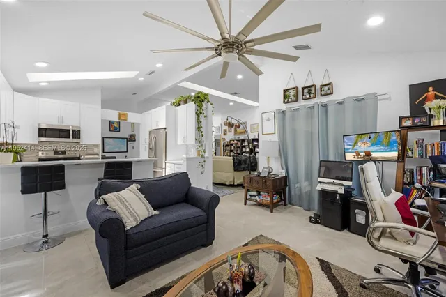 $625,000 | 12714 Northwest 19th Manor, Coral Springs, FL 33071