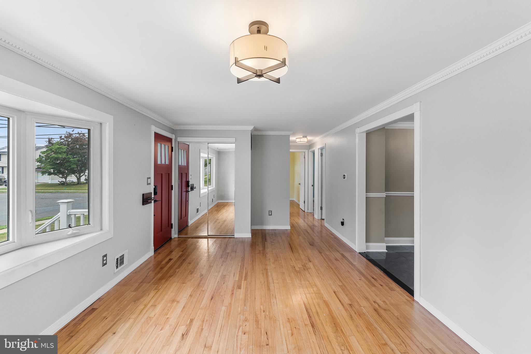 19 Ashwood Road Hamilton, NJ 08610 - Photo 5 of 30