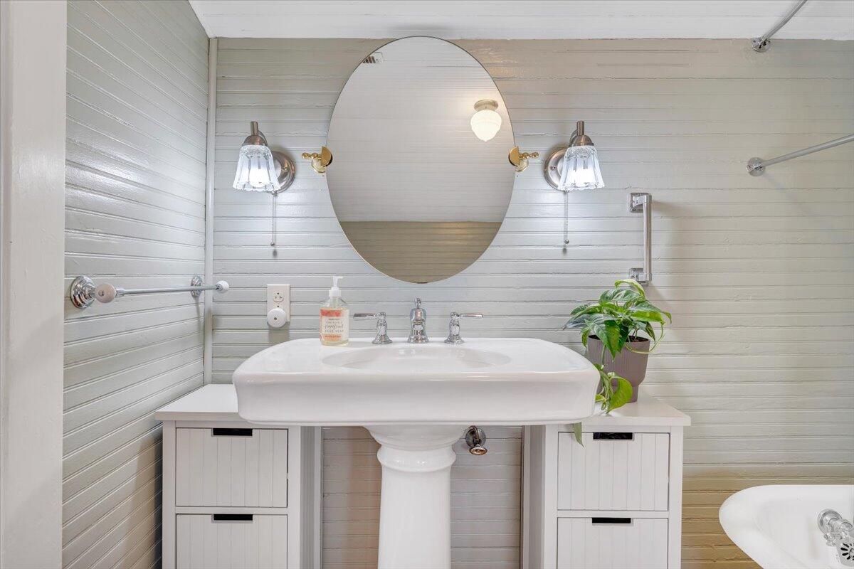 7758 Old Fincastle Road Fincastle, VA 24090 - Photo 48 of 99 055-MIB07093