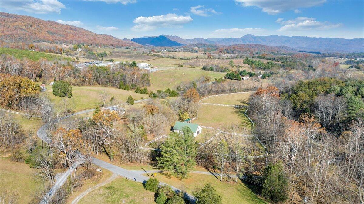 7758 Old Fincastle Road Fincastle, VA 24090 - Photo 96 of 99 146-DJI_20251104023717_0084_D