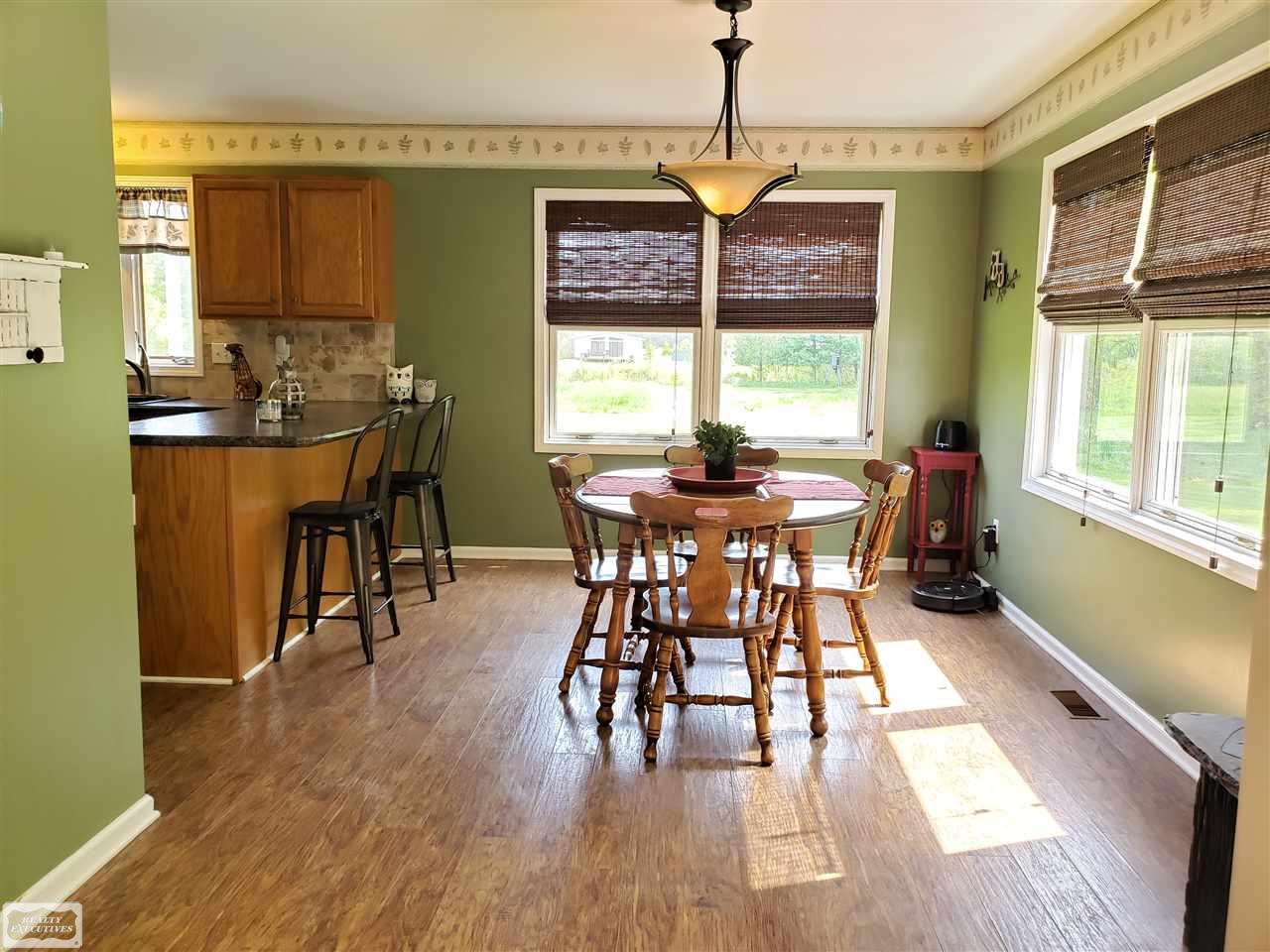 5715 Miller Road Capac, MI 48014 - Photo 6 of 18 31381403-5.JPG
