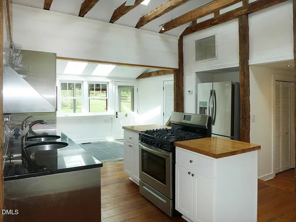 $2,995 | 917 Phil's Creek Road, Chapel Hill, NC 27516