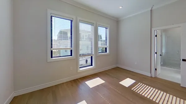 $4,550 | 16-18 Highgate Street, Unit 201, Boston, MA 02134