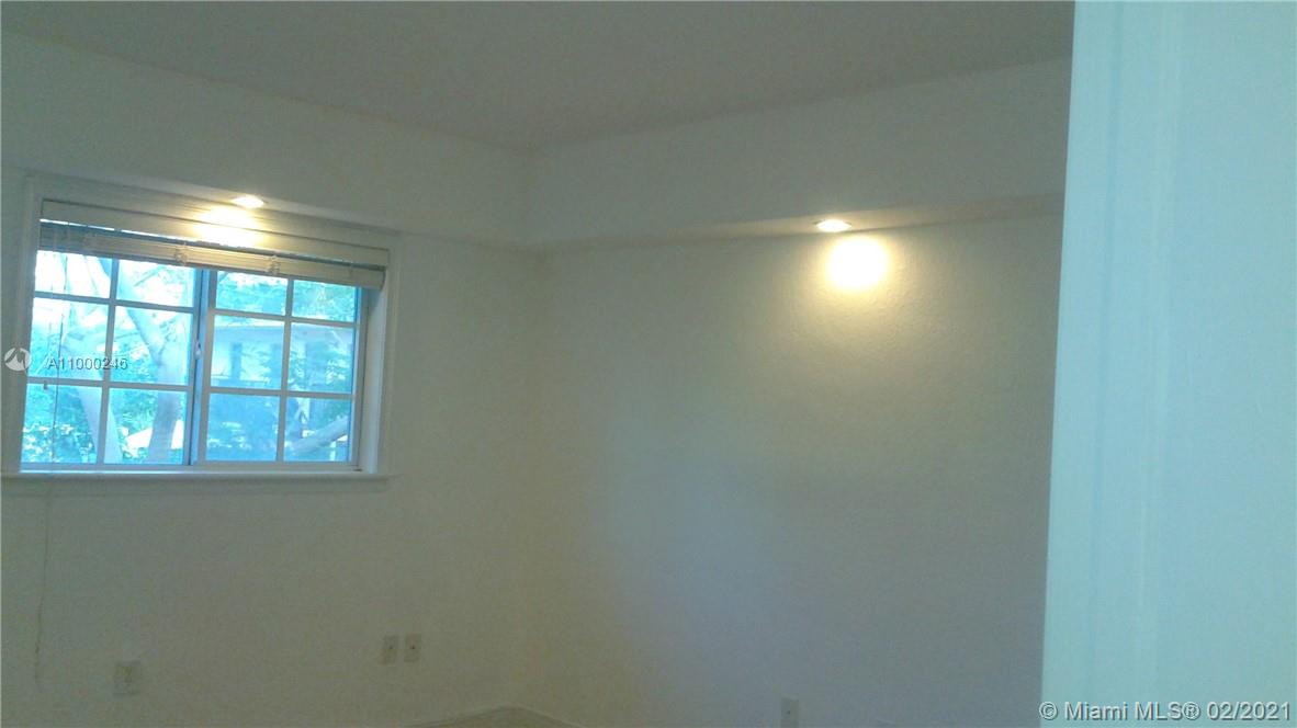 3245 Virginia Street, Unit 59 Coconut Grove, FL 33133 - Photo 6 of 8