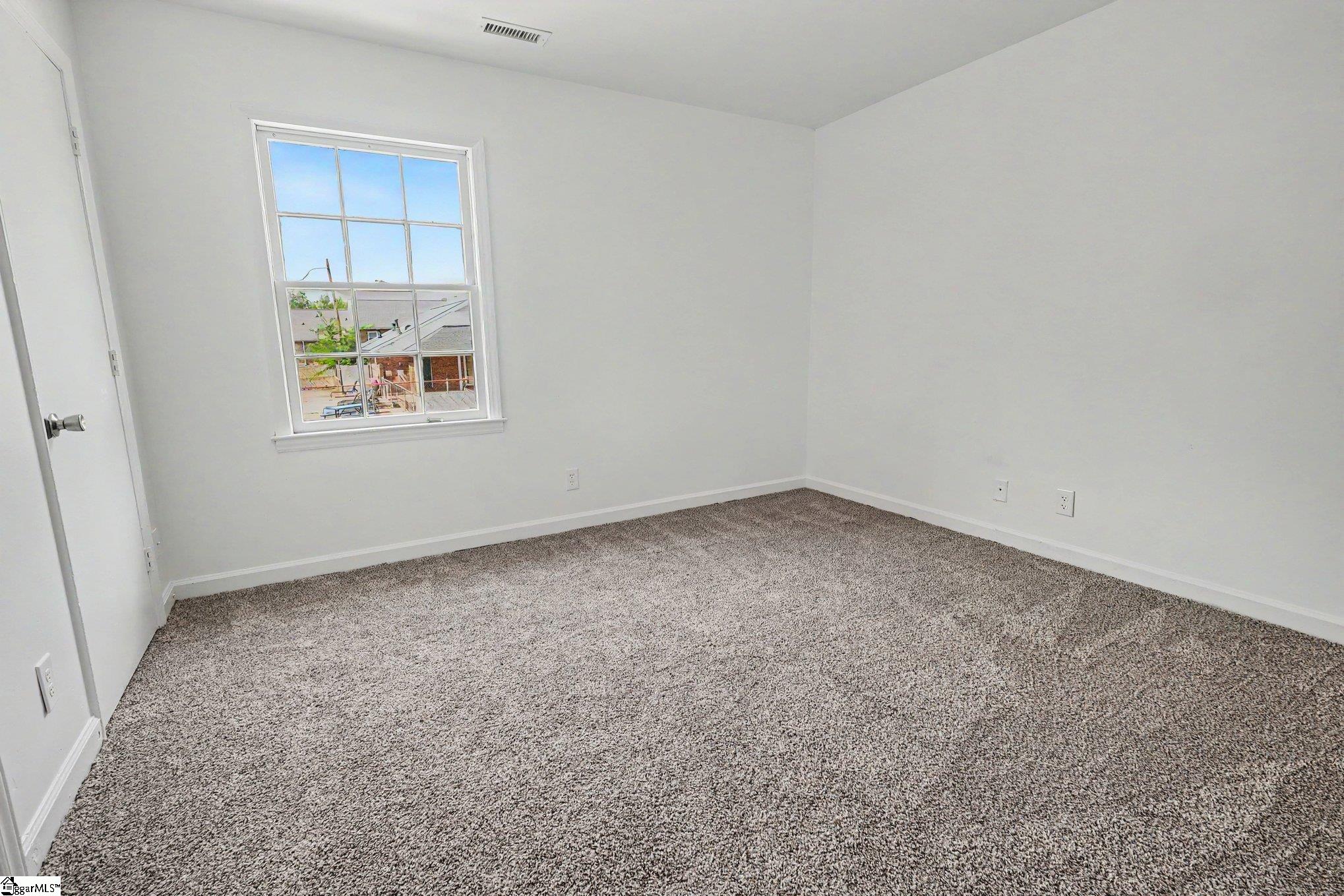 1446 Dover Road, Unit E Spartanburg, SC 29301 - Photo 14 of 26