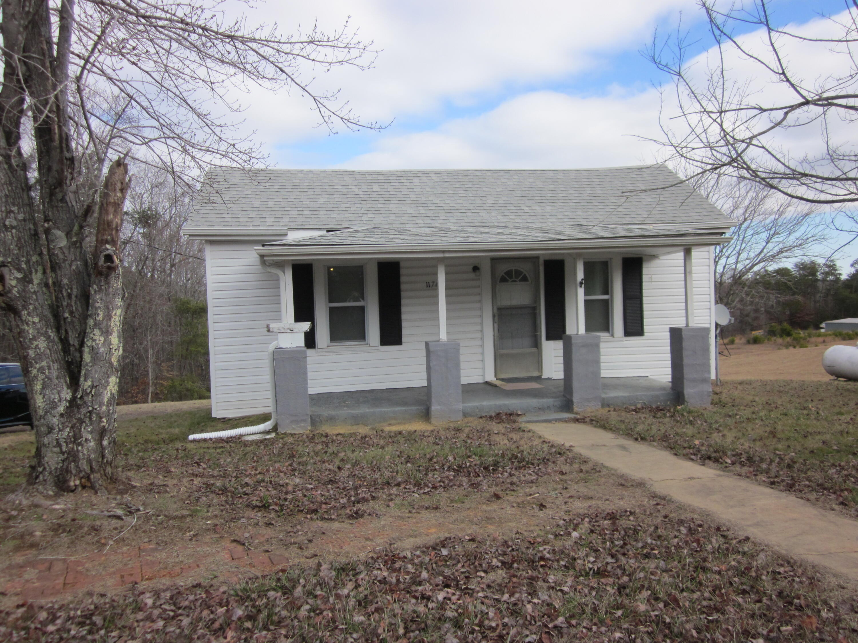 11740 Mt Cross Road Dry Fork, VA 24549 - Photo 4 of 20 11740 Mount Cross (18)