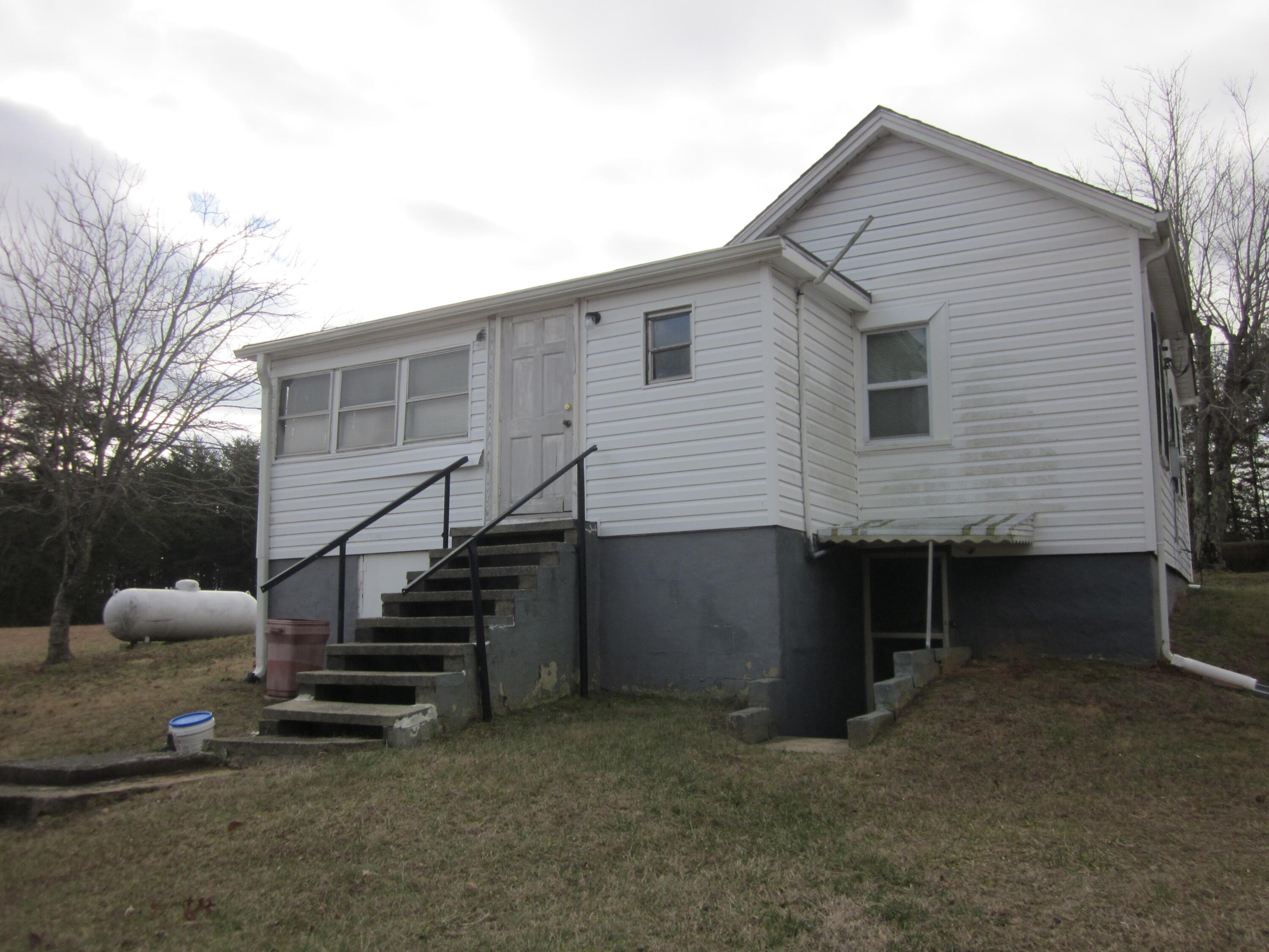 11740 Mt Cross Road Dry Fork, VA 24549 - Photo 5 of 20 11740 Mount Cross (14)