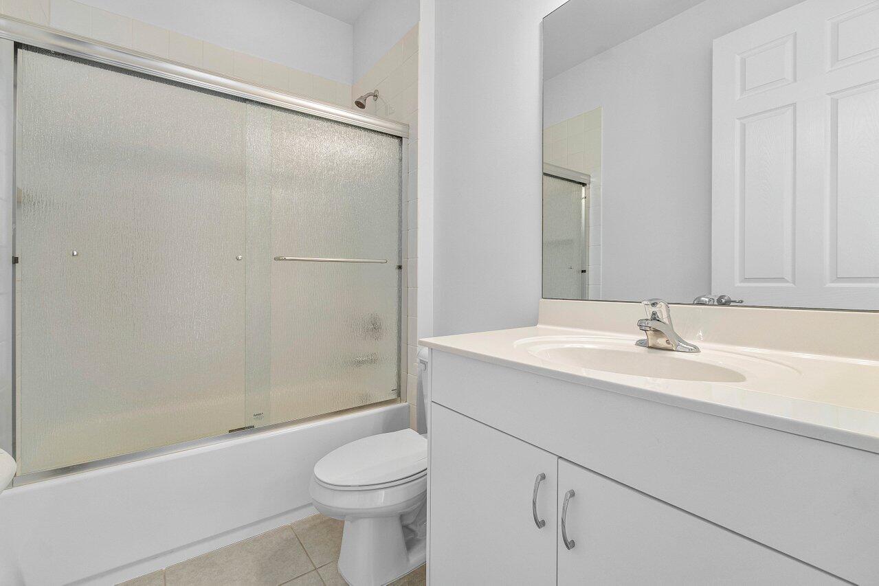 14149 Rock Salt Road Delray Beach, FL 33446 - Photo 20 of 65 Bathroom 3