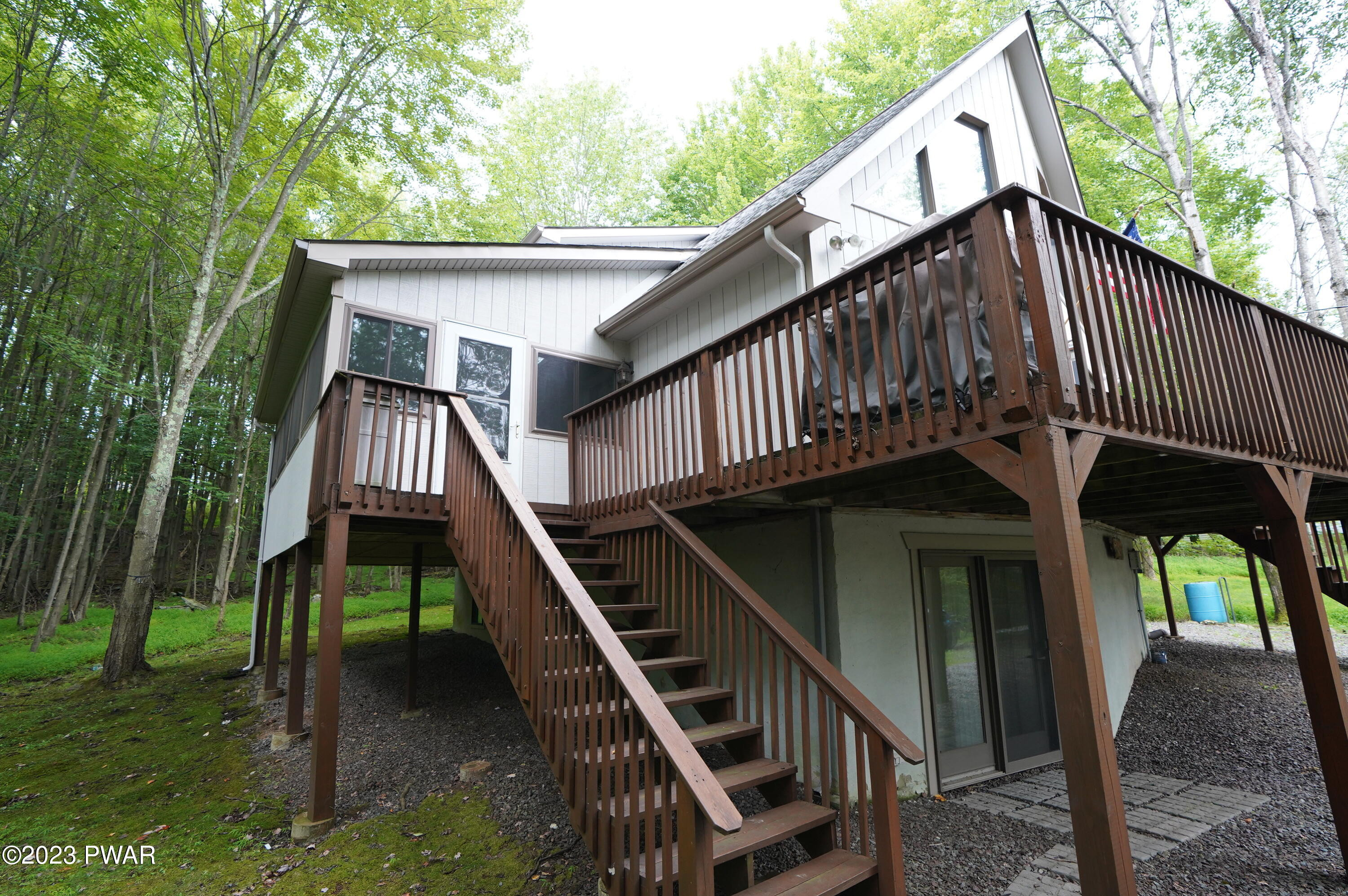 86 Roamingwood Road Lake Ariel, PA 18436 - Photo 3 of 95