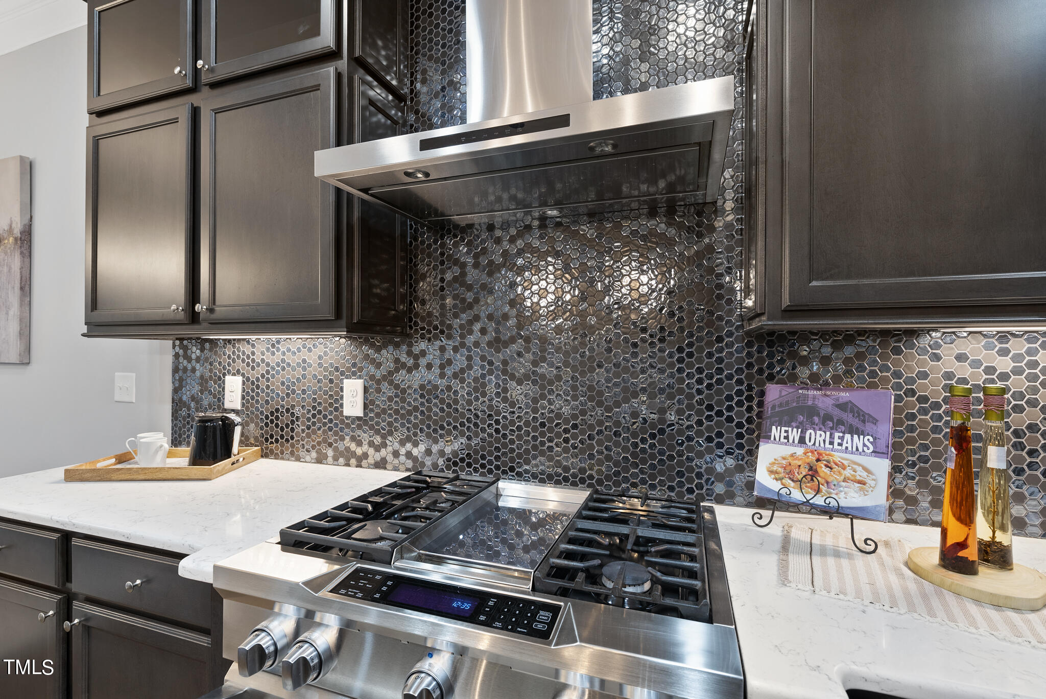 8425 Lochwind Run Raleigh, NC 27615 - Photo 13 of 41 DSC08768