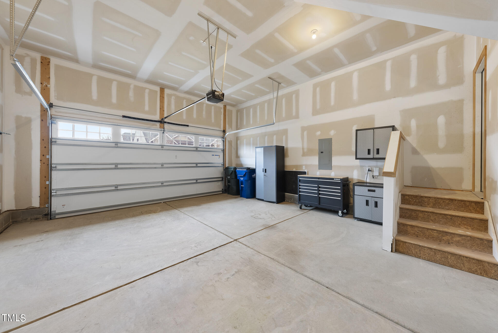 8425 Lochwind Run Raleigh, NC 27615 - Photo 34 of 41 DSC08807
