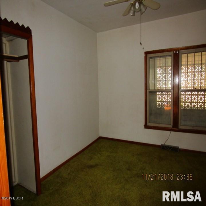 809 Maple Street Zeigler, IL 62999 - Photo 4 of 12 Gallery Image 4