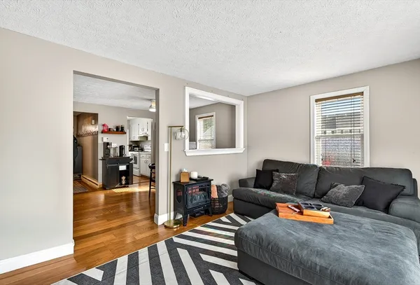 $260,000 | 51 Olde Colonial Drive, Unit 1, Gardner, MA 01440