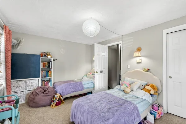 $260,000 | 51 Olde Colonial Drive, Unit 1, Gardner, MA 01440