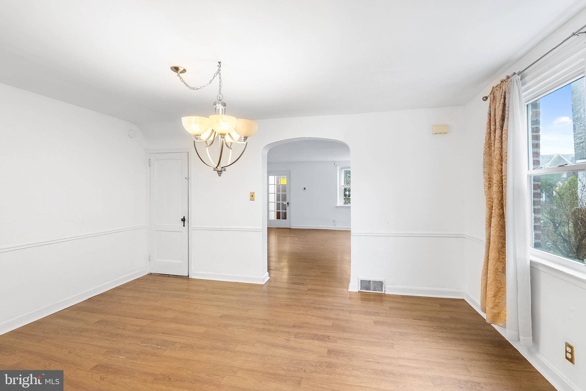 8241 Temple Road Philadelphia, PA 19150 - Photo 8 of 29 Gallery Image 8