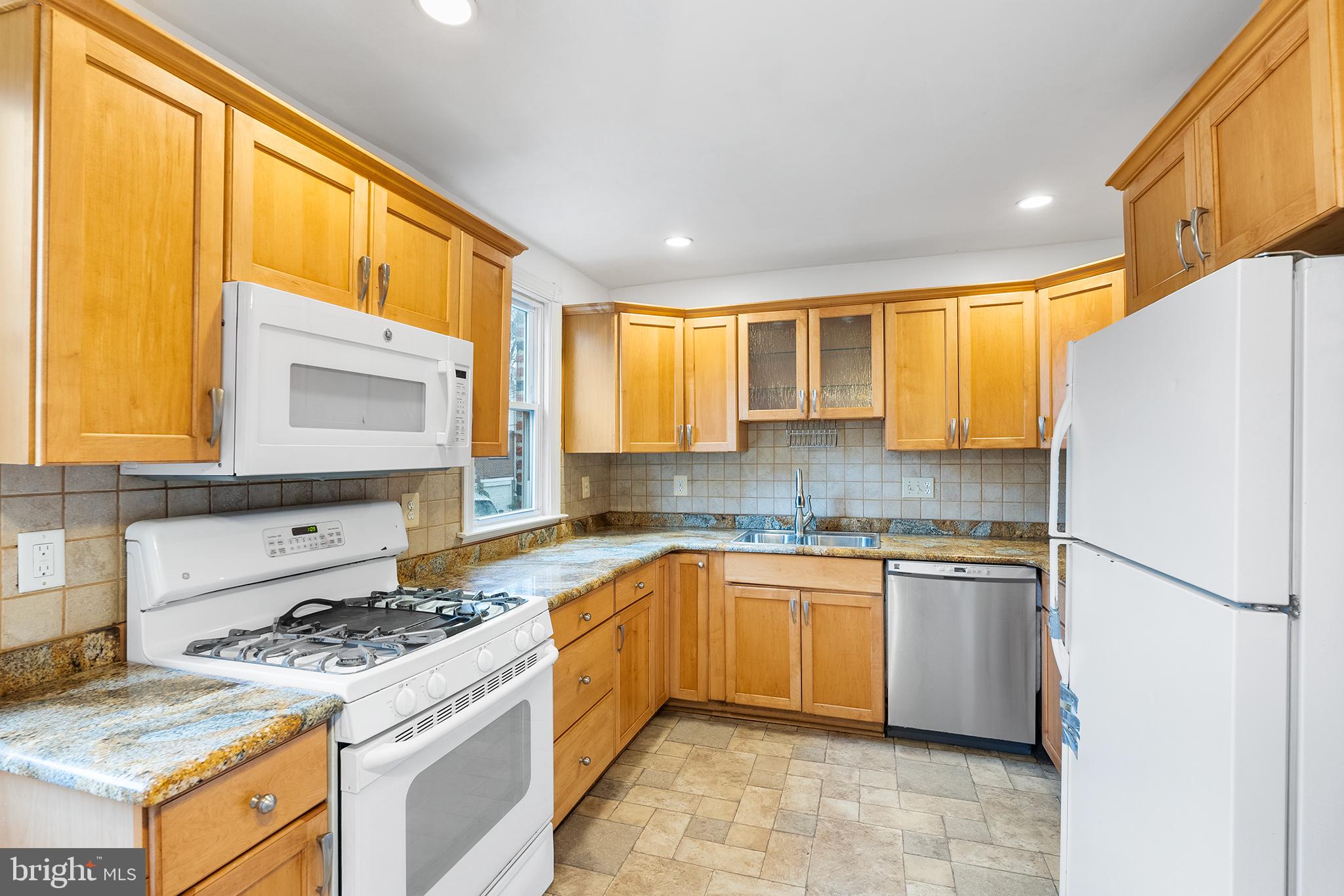 8241 Temple Road Philadelphia, PA 19150 - Photo 10 of 29 Gallery Image 10