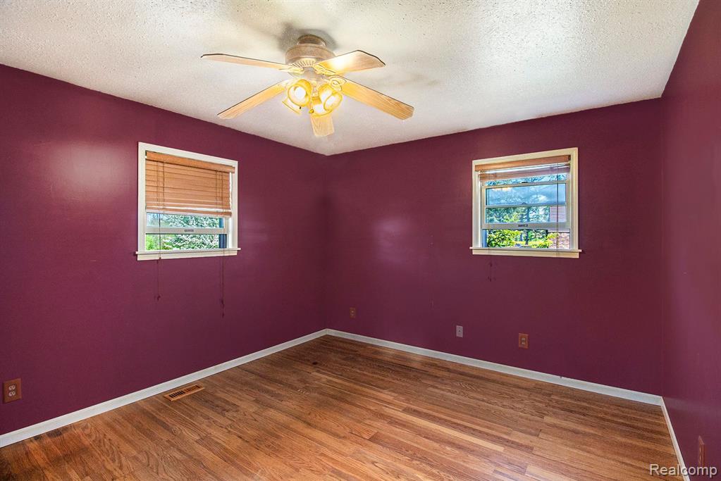 1148 West Cook Road Grand Blanc, MI 48439 - Photo 12 of 21 Gallery Image 12
