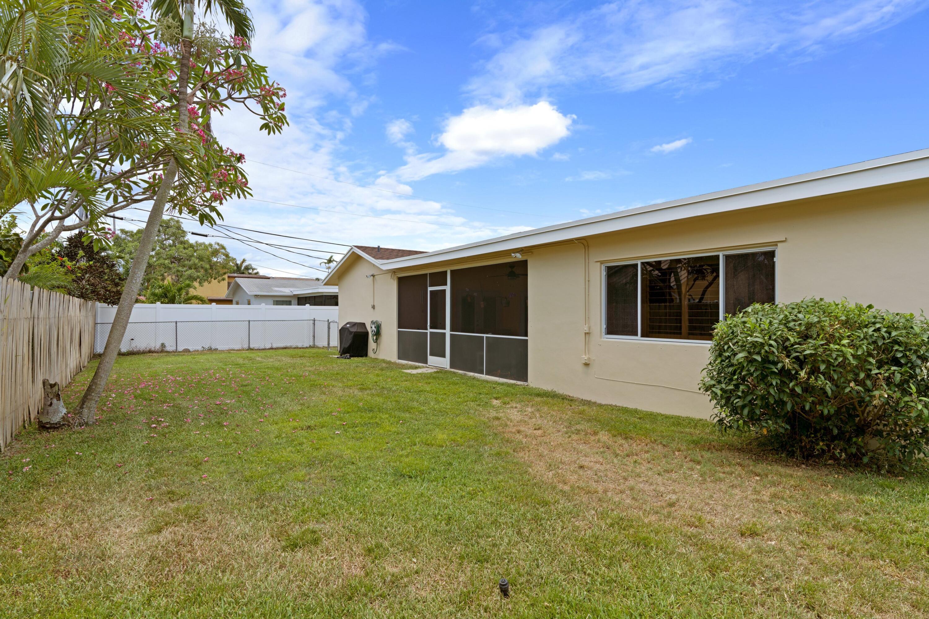 4940 Northwest 3rd Terrace Boca Raton, FL 33431 - Photo 14 of 25 Backyard