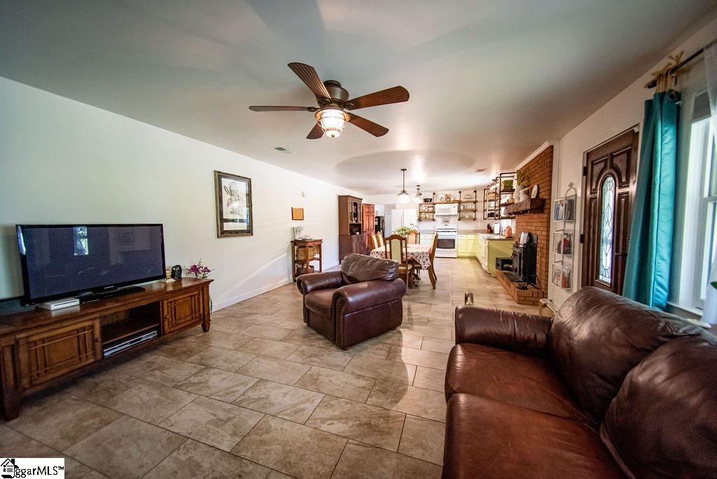 603 East Darby Road Taylors, SC 29687 - Photo 29 of 36 Gallery Image 29