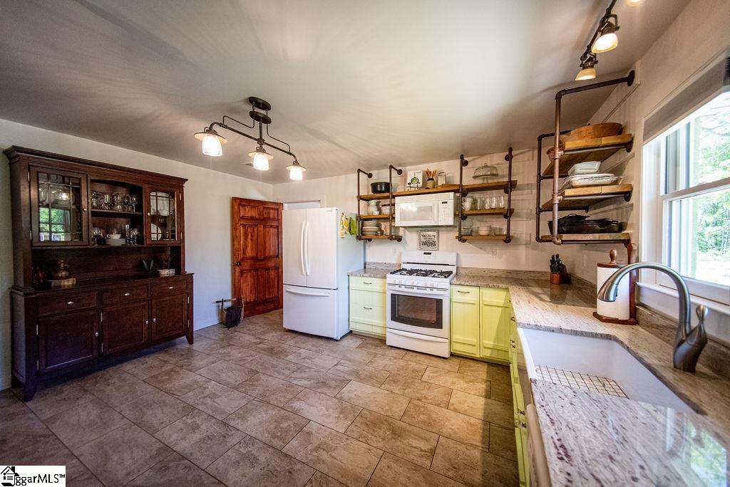 603 East Darby Road Taylors, SC 29687 - Photo 33 of 36 Gallery Image 33