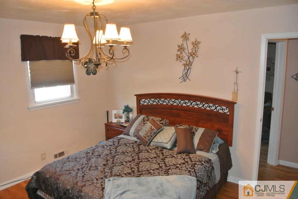 24 Mimi Road Old Bridge, NJ 08857 - Photo 10 of 25 Gallery Image 10