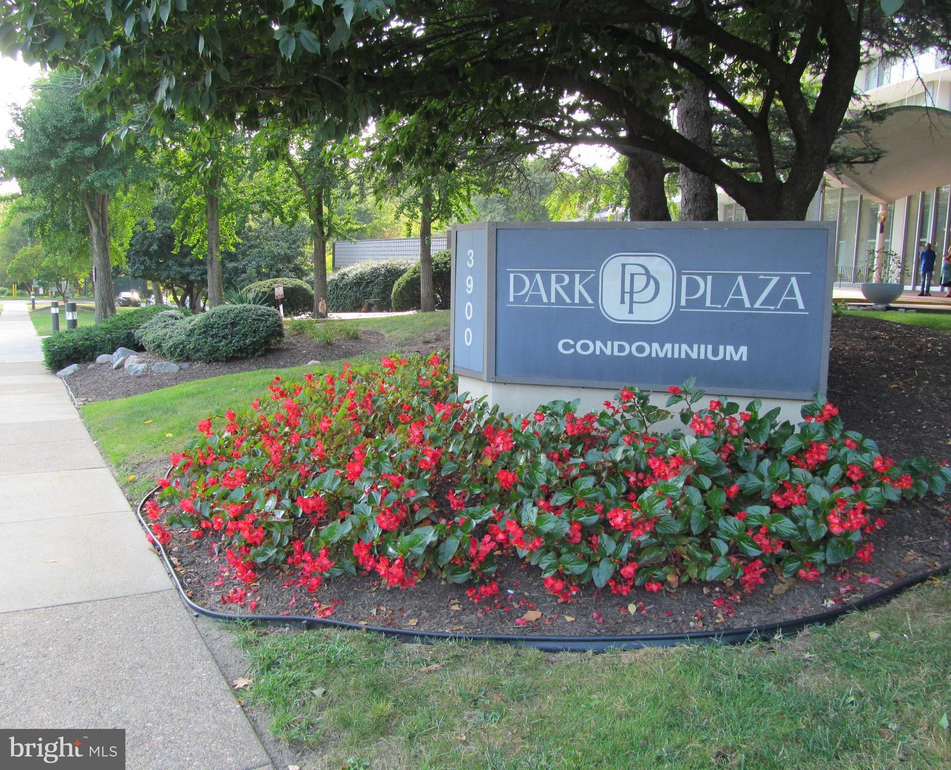 3900 West Ford Road, Unit 17J Philadelphia, PA 19131 - Photo 2 of 24 Front of building