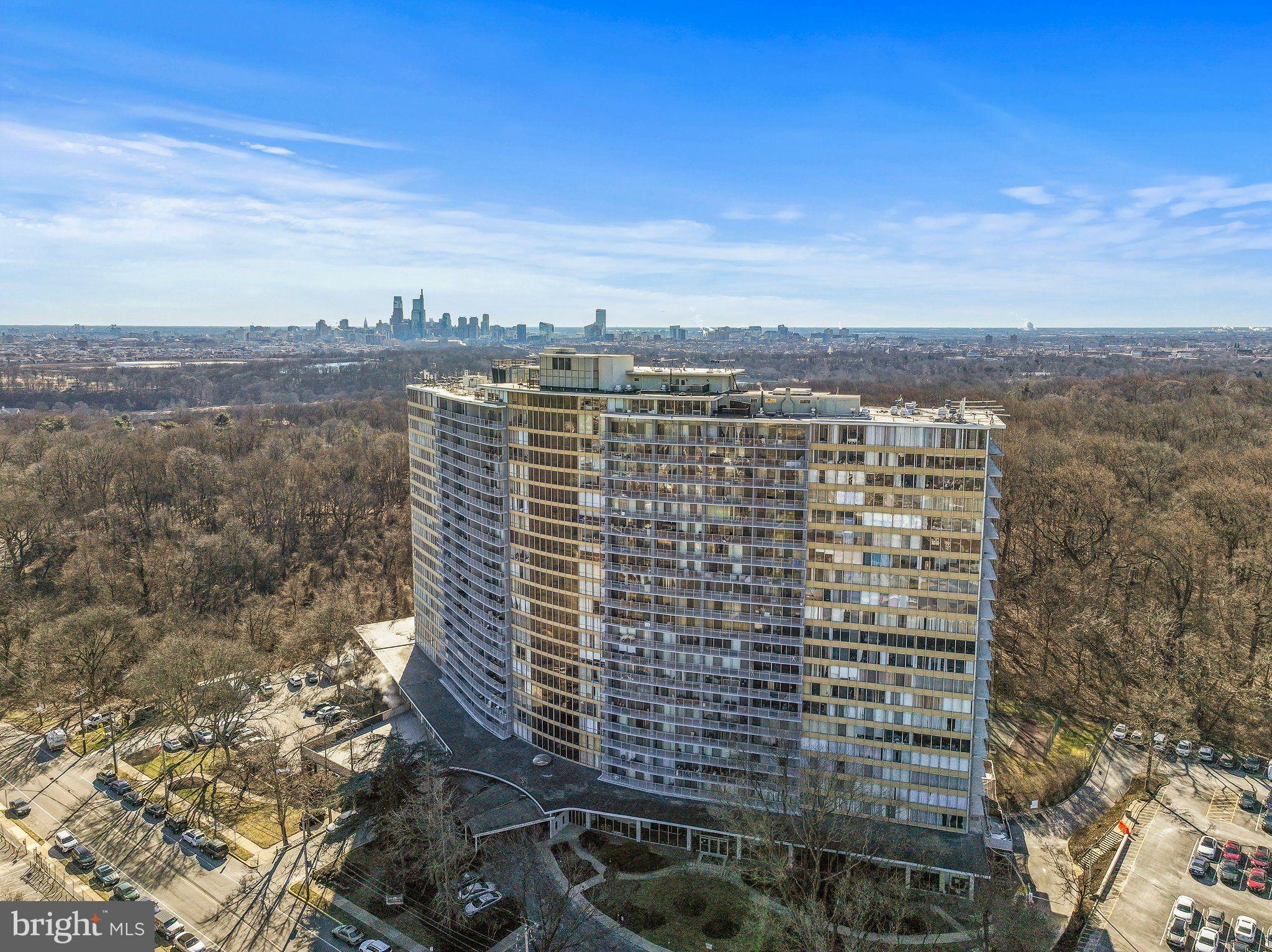 3900 West Ford Road, Unit 17J Philadelphia, PA 19131 - Photo 3 of 24