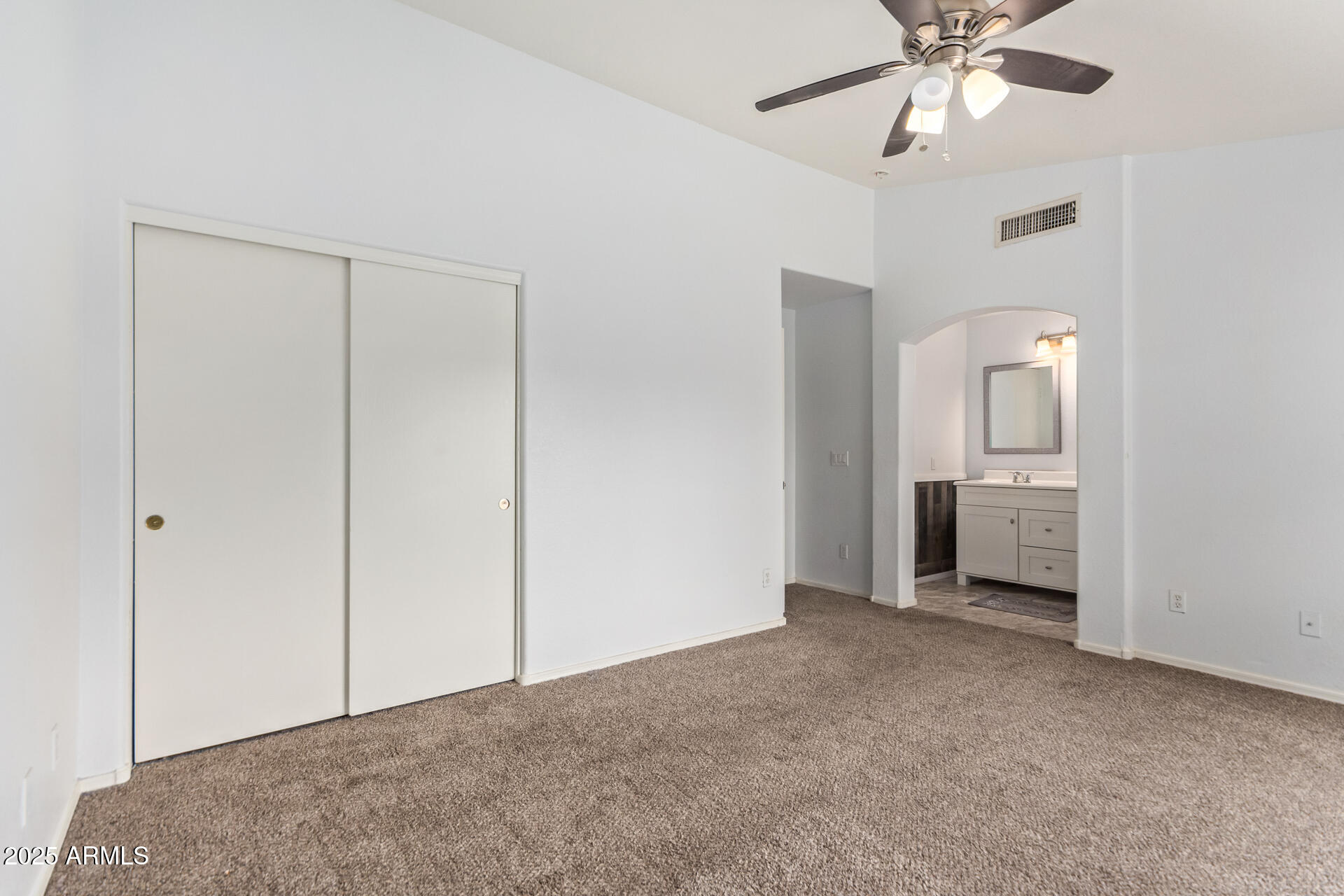 756 South Benton Mesa, AZ 85208 - Photo 5 of 9 a view of a livingroom with a ceiling fan