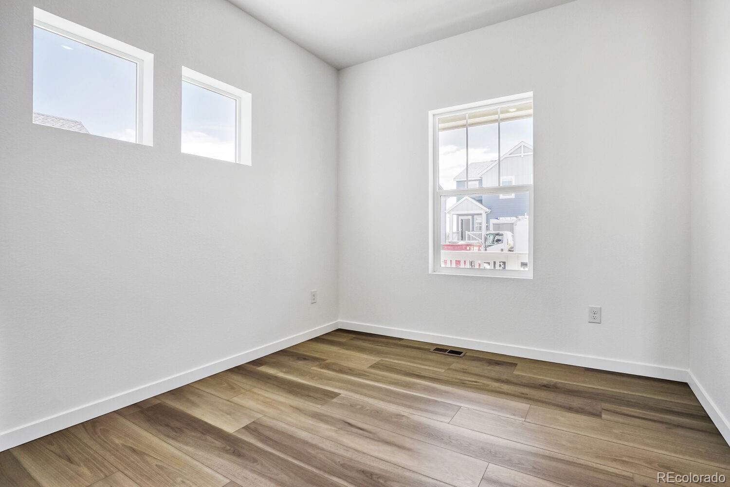 45907 Mill Avenue Bennett, CO 80102 - Photo 9 of 15