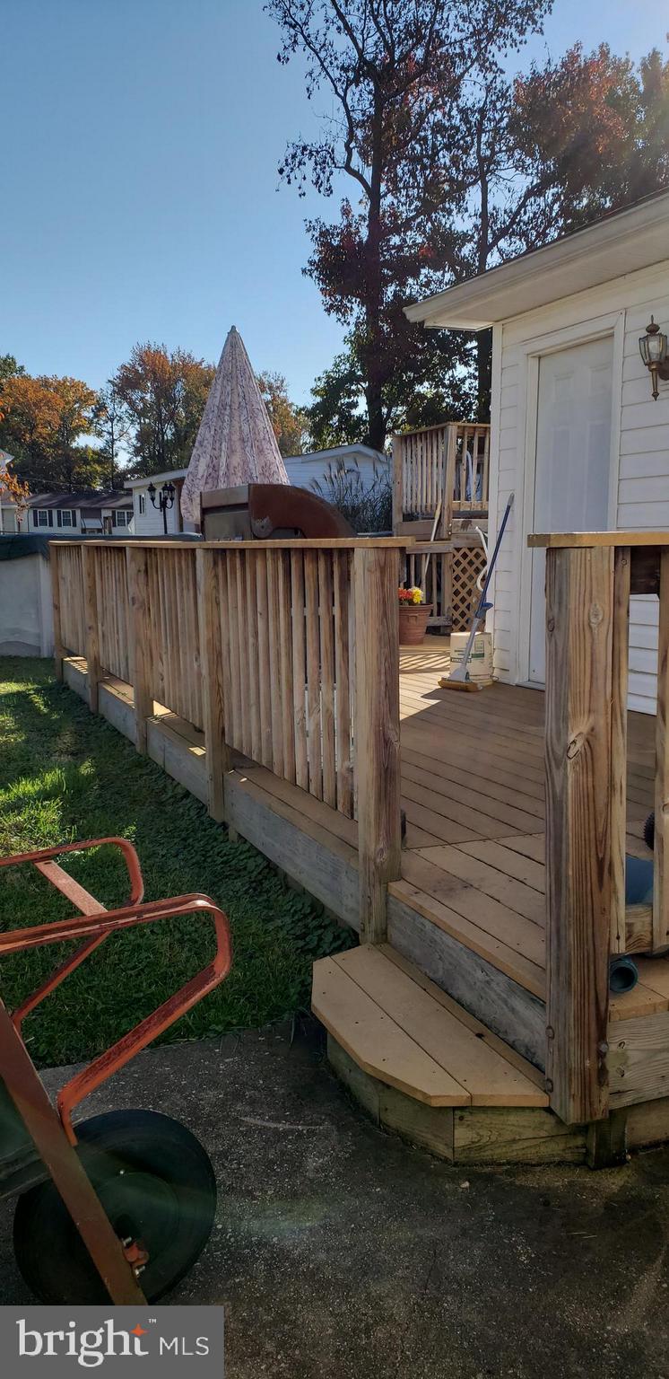 2307 Maple Road Baltimore, MD 21219 - Photo 14 of 17 DECK