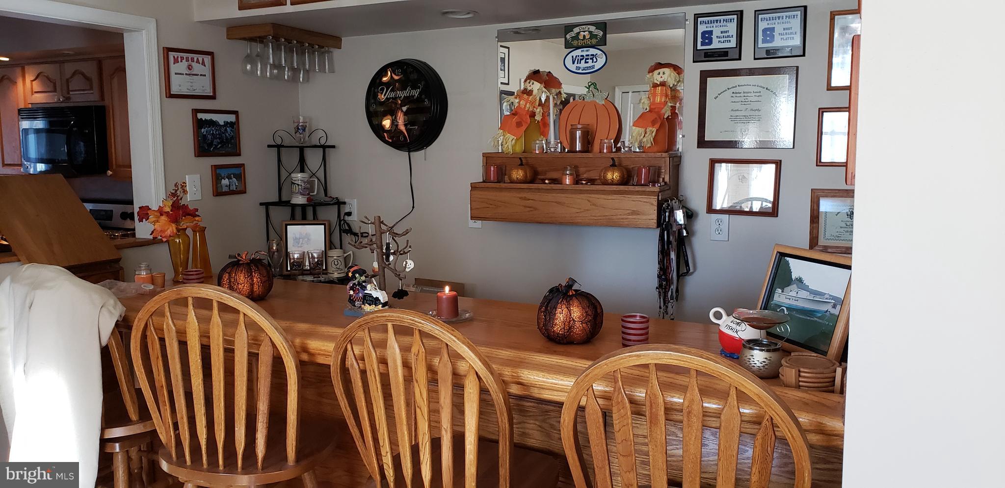 2307 Maple Road Baltimore, MD 21219 - Photo 5 of 17 BAR