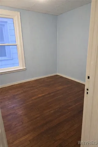 $1,300 | 644 East Ferry Street, Buffalo, NY 14211