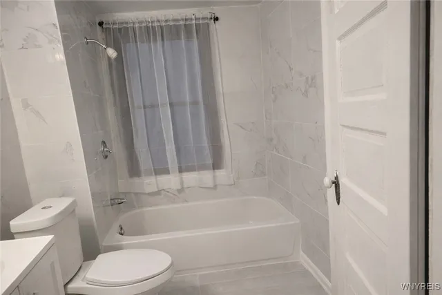 $1,300 | 644 East Ferry Street, Buffalo, NY 14211