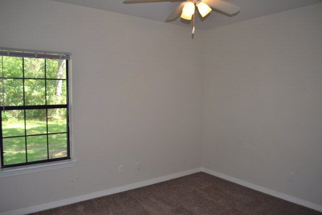9445 County Road 97 Elberta, AL 36530 - Photo 4 of 31
