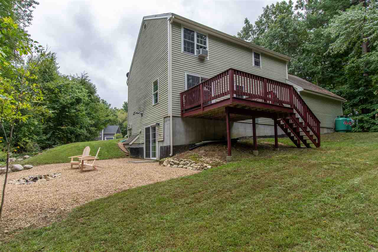 32 Wright Road Derry, NH 03038 - Photo 4 of 37
