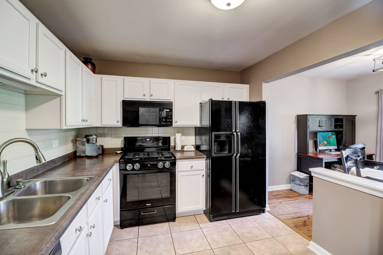 1044 Horizon Ridge Lake In The Hills, IL 60156 - Photo 8 of 25