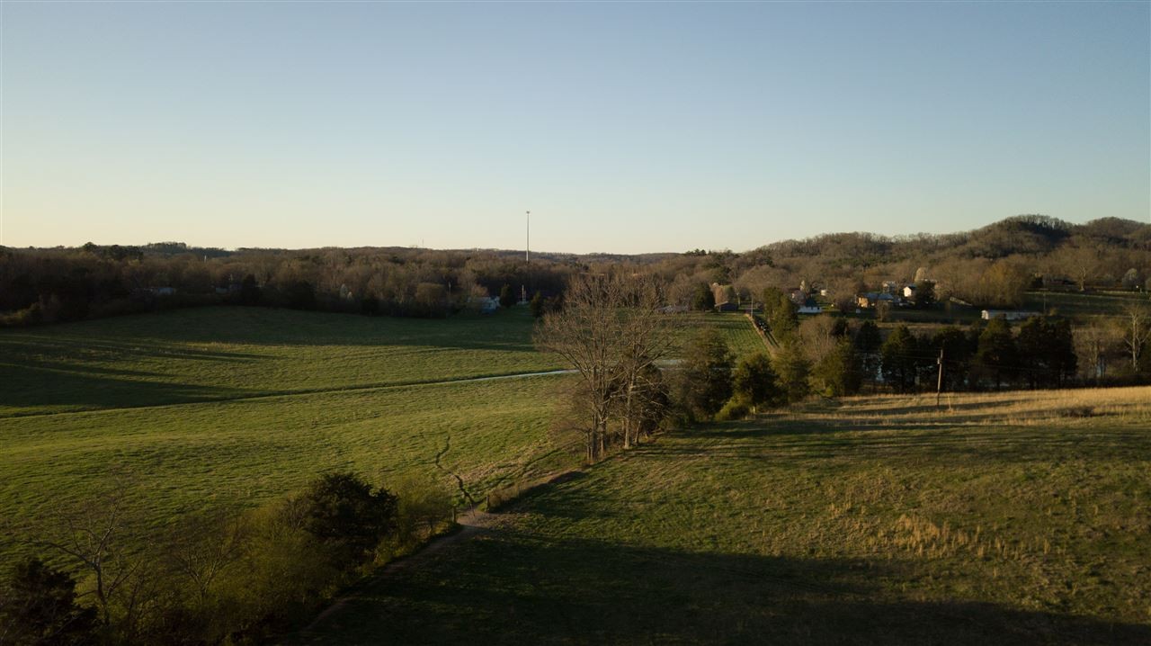 909 County Road Etowah, TN 37331 - Photo 4 of 10 Gallery Image 4