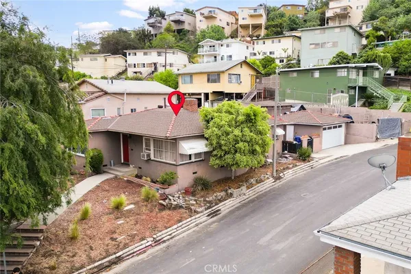 $3,700 | 2587 Lombardy Boulevard, Los Angeles, CA 90032