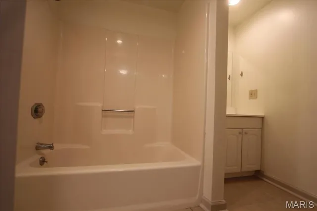 $1,100 | 3809 Shenandoah Avenue, Unit BSMT, St. Louis, MO 63110